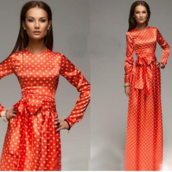 Orange polka dots dress - Picture 1 of 8